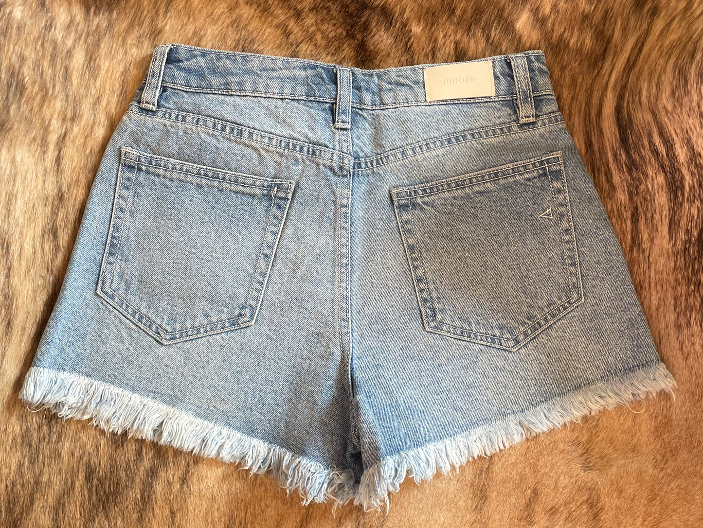 BN Hidden Shorts